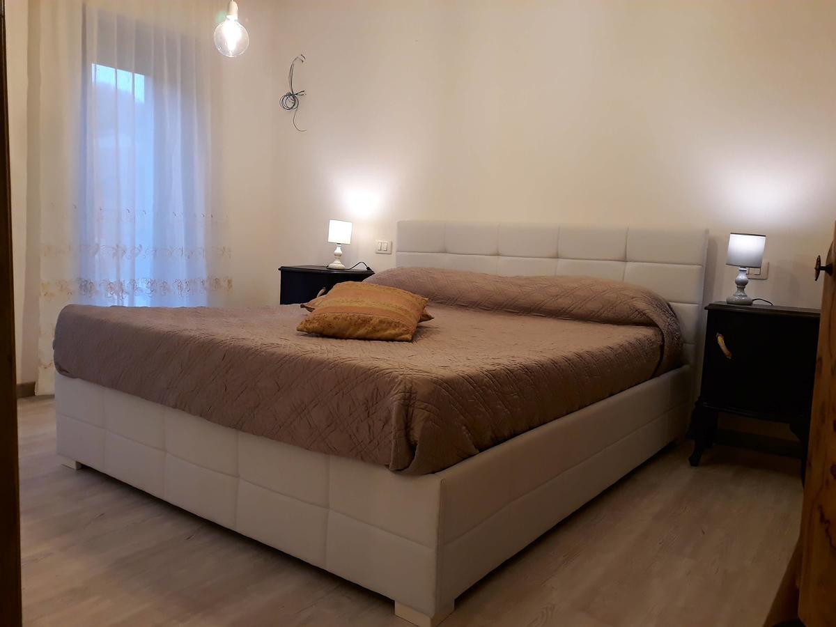 Casa Giulietta & Romeo Apartment มอนเตคคิโอ มัจจอเร ภายนอก รูปภาพ