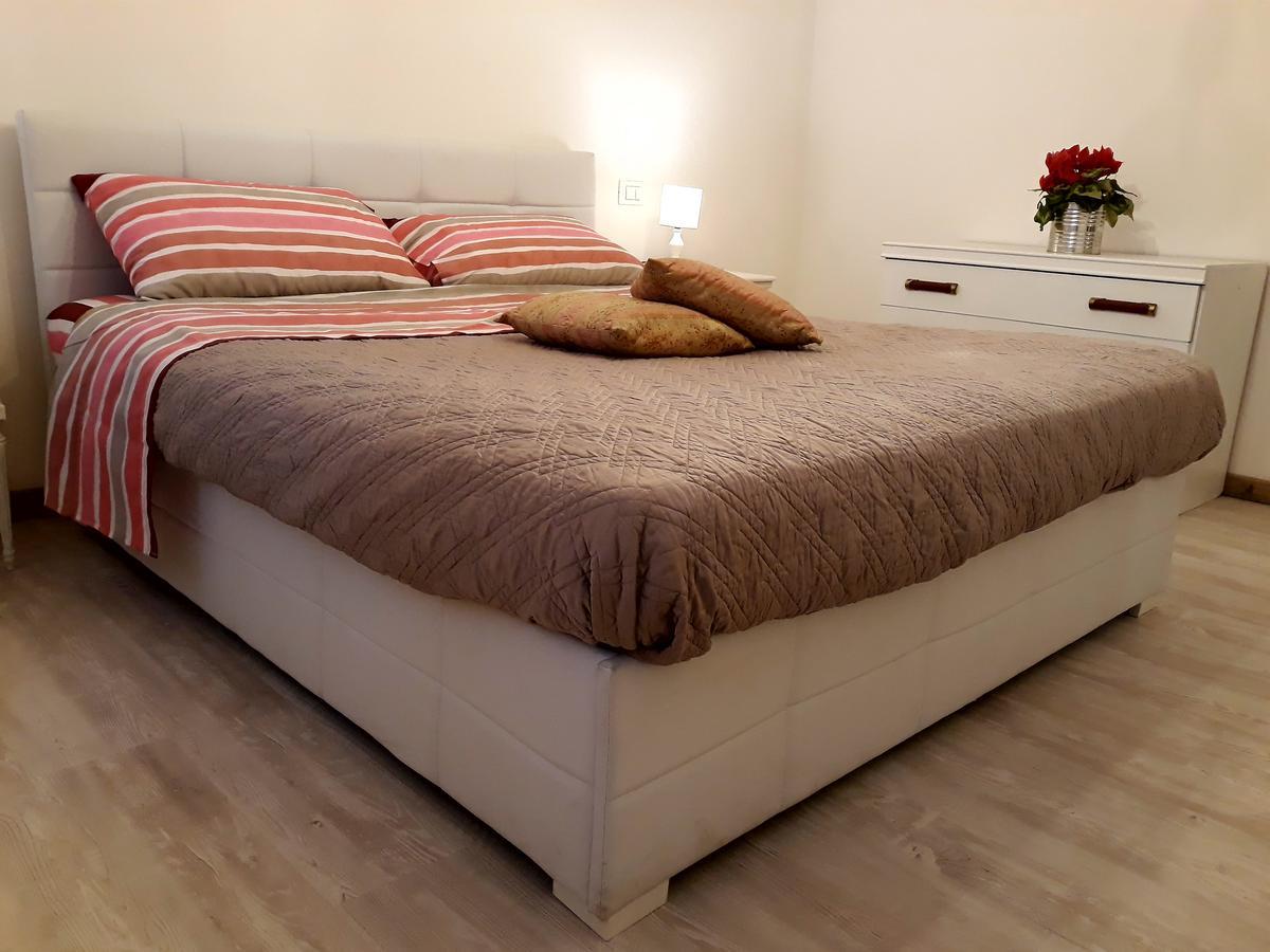 Casa Giulietta & Romeo Apartment มอนเตคคิโอ มัจจอเร ภายนอก รูปภาพ