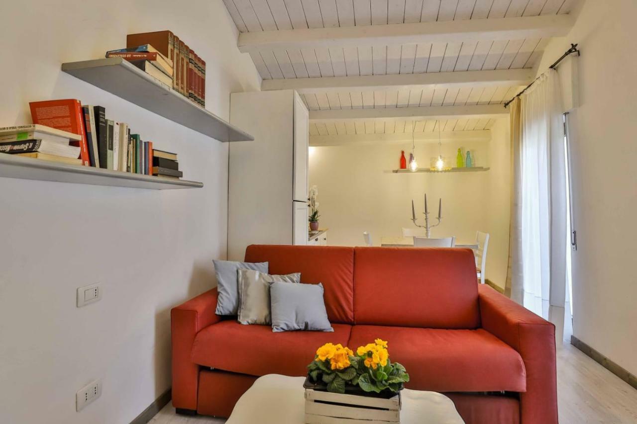 Casa Giulietta & Romeo Apartment มอนเตคคิโอ มัจจอเร ภายนอก รูปภาพ