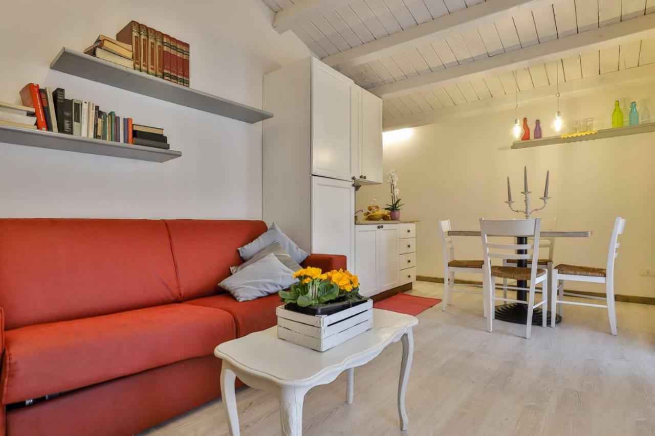 Casa Giulietta & Romeo Apartment มอนเตคคิโอ มัจจอเร ภายนอก รูปภาพ
